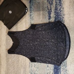 (41)Lululemon Top 🖤
